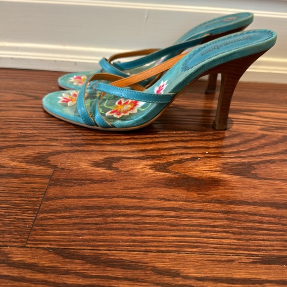 Nine West Sandals - Picture 2 of 3